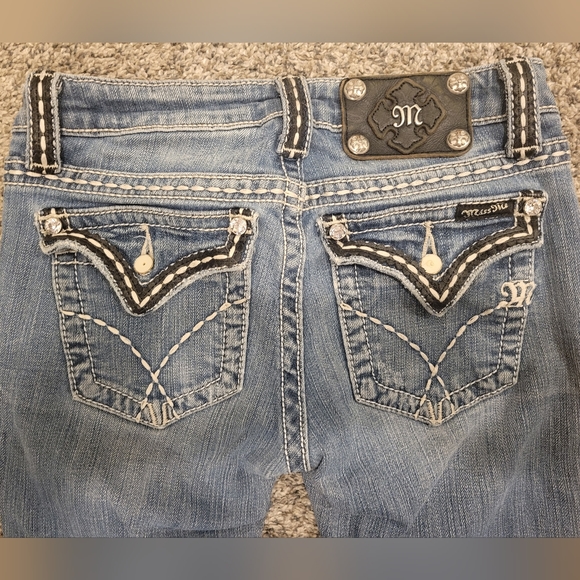 Miss Me Jeans - Picture 10 of 11